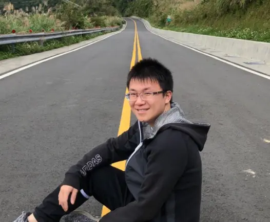 賴忠緯